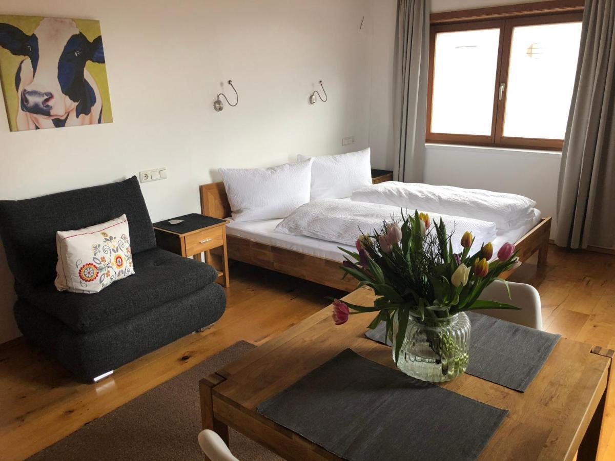 Mama Kaethe - Apartments Nenzing Exterior photo